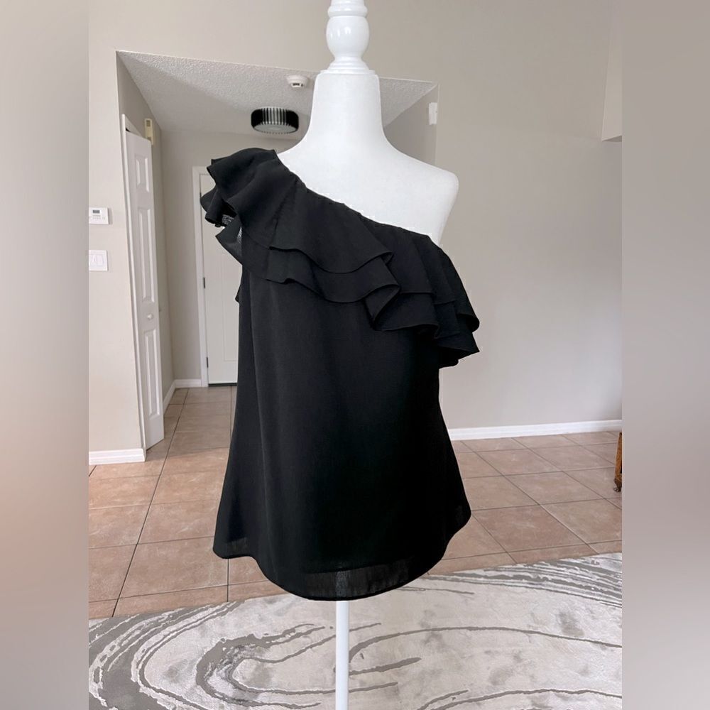 NWT APT.9 Women’s One Shoulder Top/Blouse